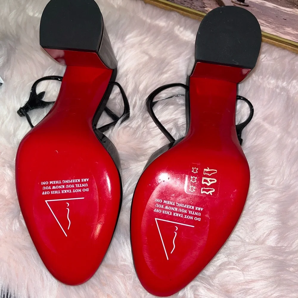 Christian Louboutin Black Patent Mary Jane Heels 39.5 - Picture 6 of 14